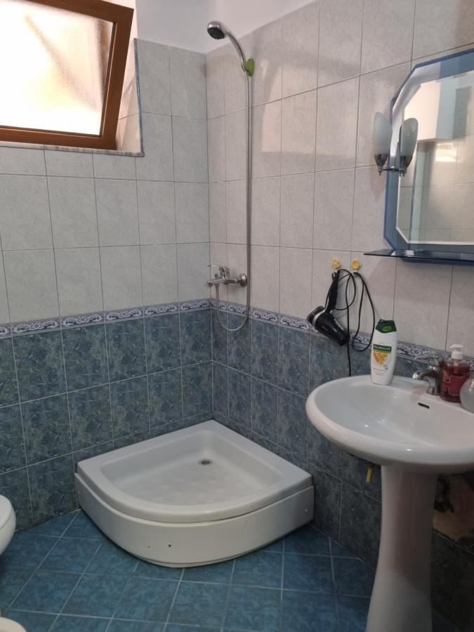 Glamorous Apartment In 티라나 외부 사진